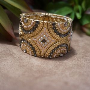 Accent cuff bracelet